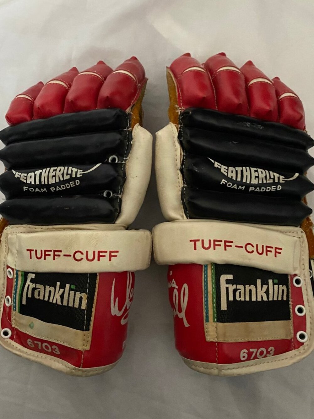 Vintage Franklin Featherlite Tuff Cuff Hockey Gloves (6708)
